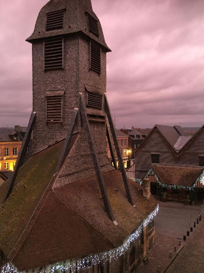 Au Coeur De Sainte Catherine Онфлер Екстер'єр фото